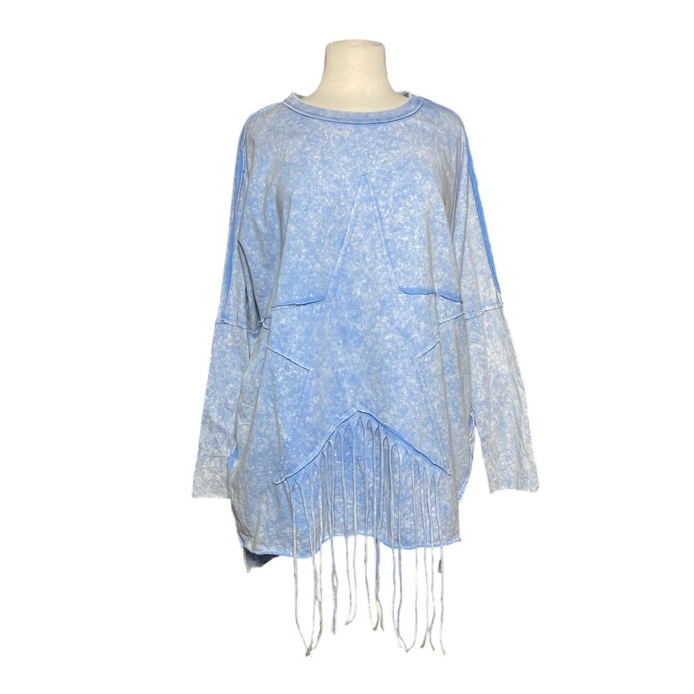 NWT BLUE VELVET Women’s Acid Wash Indigo Star Appliqué Fringe Knit Top